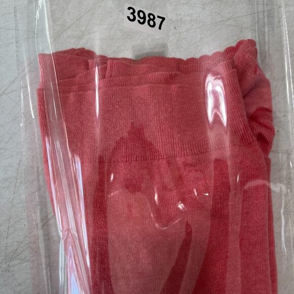 Banana Republic Womens Premium Luxe Yarn Sweater Medium Pink Scallop Crew Neck - Picture 8 of 8